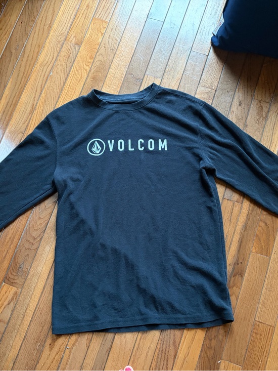 Volcom Other - Volcom Black Long Sleeve thermal Tee with white Logo